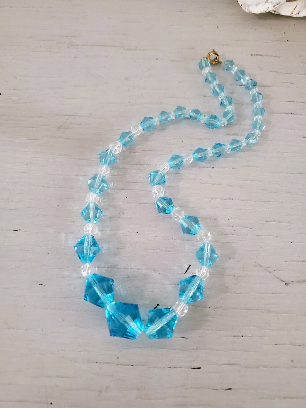 Vintage Light Blue and Clear Faceted Graduated Bead Necklace